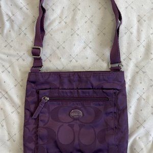 COACH Getaway Nylon File Signature Crossbody Bag in purple - excellent condition